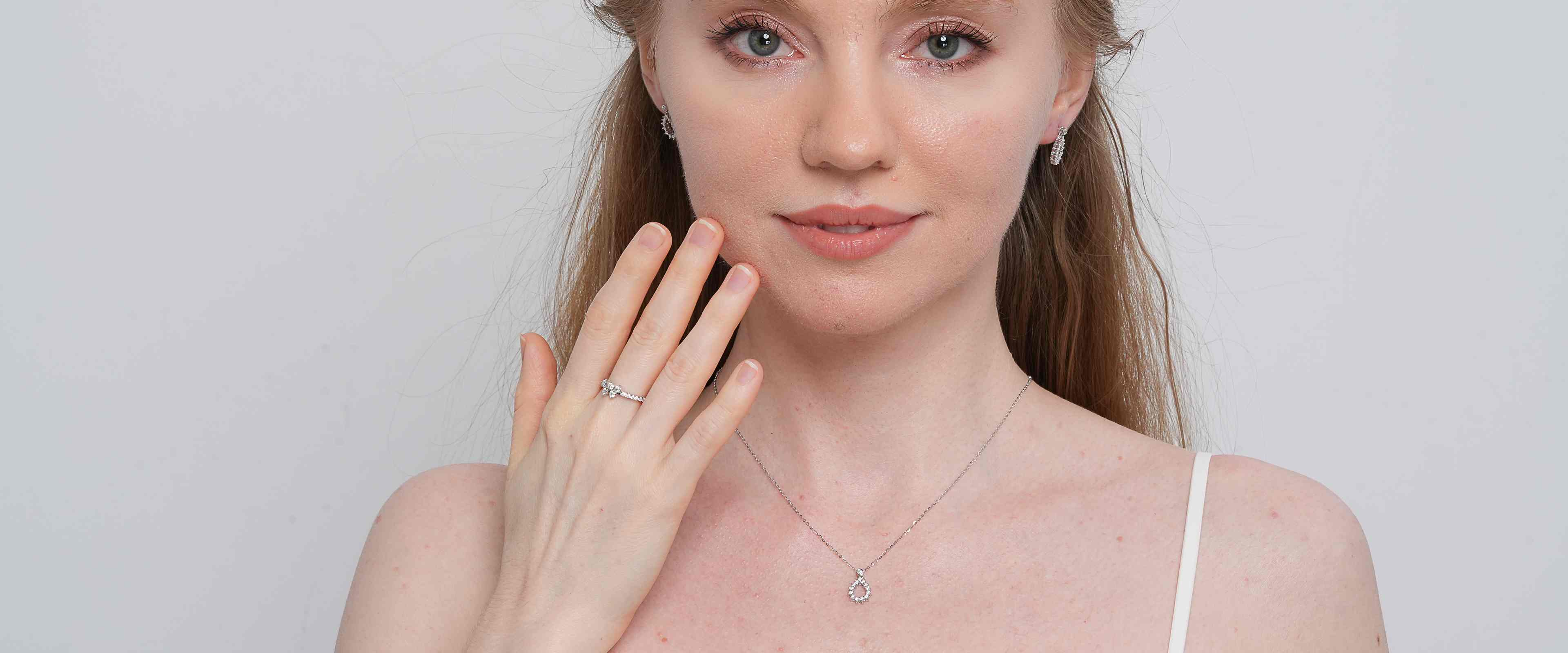 The Best-Selling Hip Hop Jewelry Manufacturer for E-commerce Sellers The Best-Selling Hip Hop Jewelry Manufacturer for E-commerce Sellers