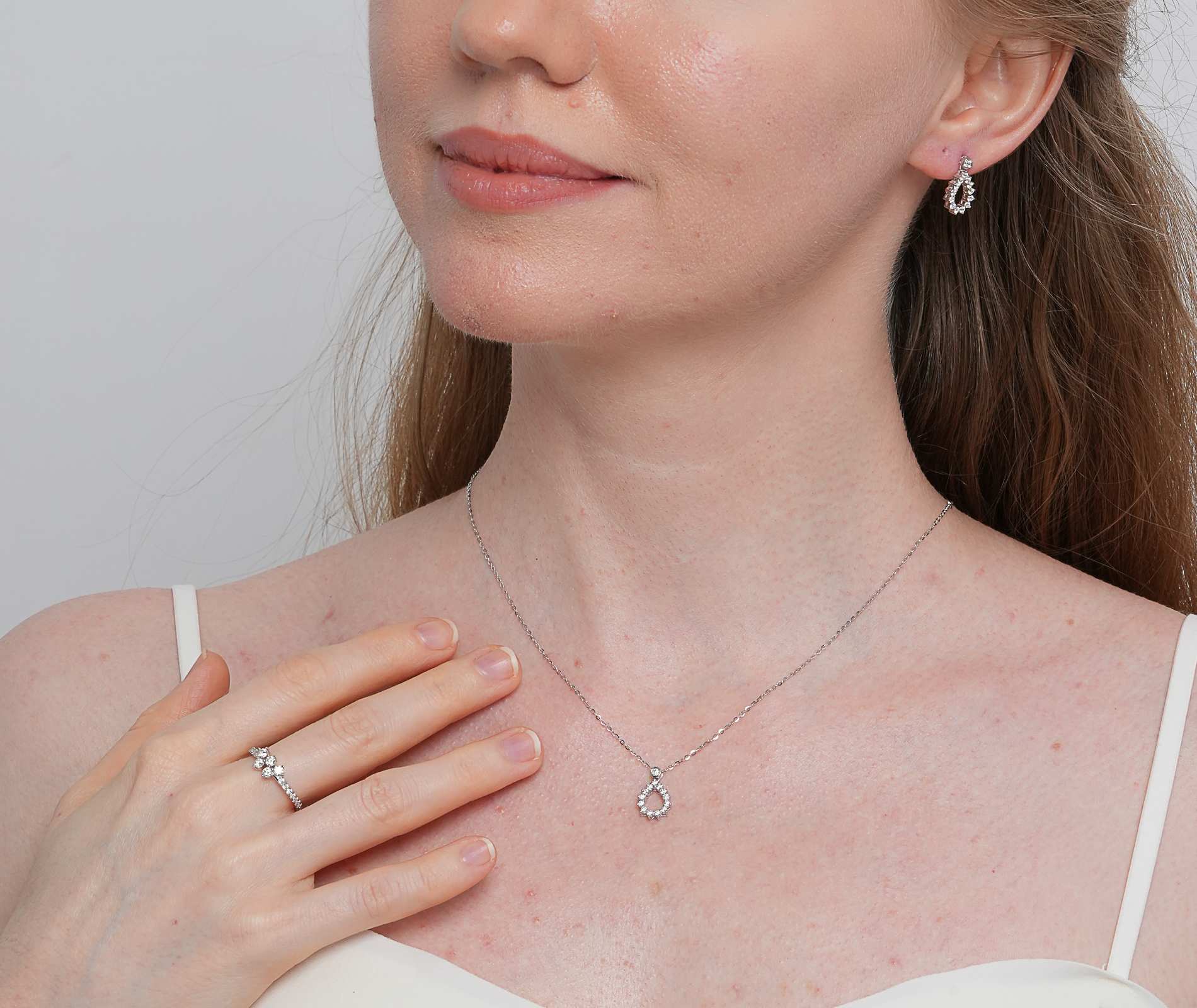 The Best-Selling Hip Hop Jewelry Manufacturer for E-commerce Sellers The Best-Selling Hip Hop Jewelry Manufacturer for E-commerce Sellers