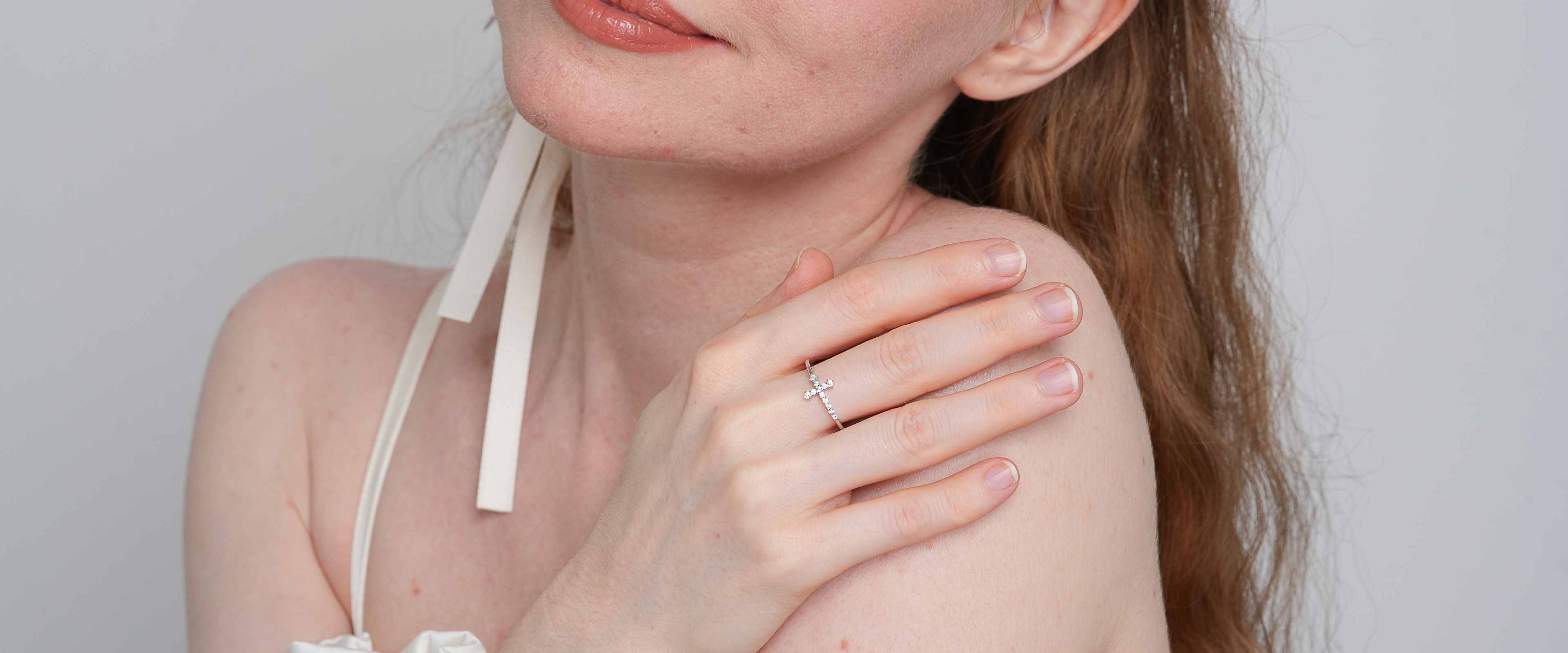 Shining Star Jewelry Simple Style 925 Sterling Silver Zircon Cross Ring Women Shining Star Jewelry Simple Style 925 Sterling Silver Zircon Cross Ring Women