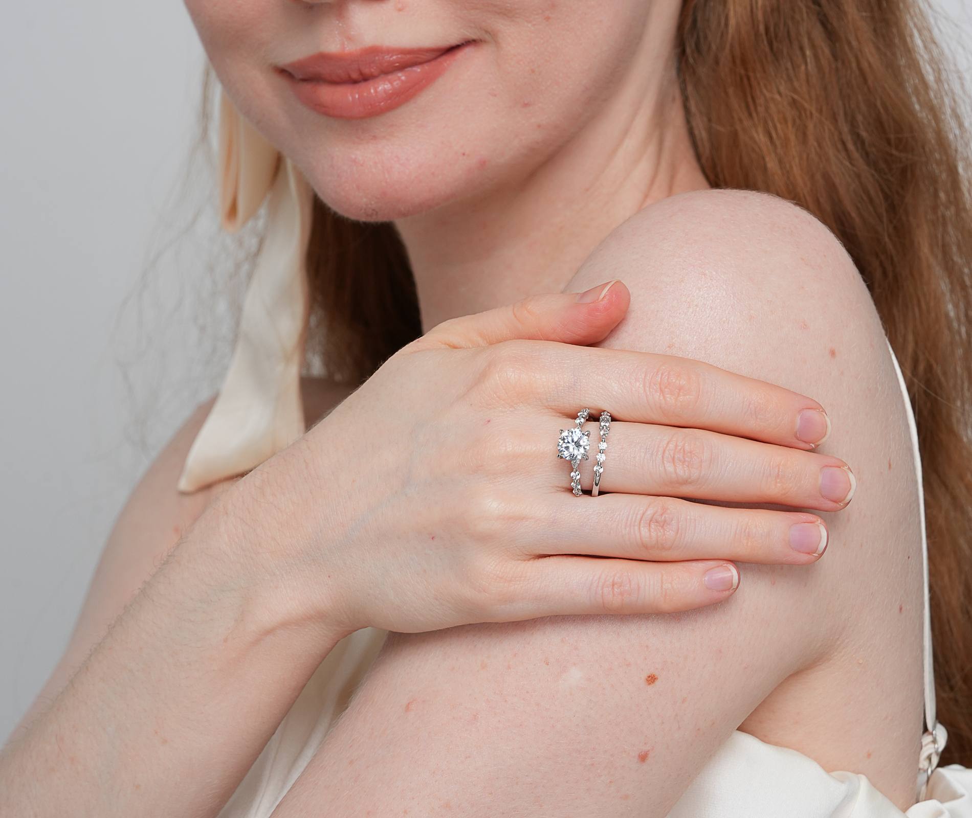 Shining Star Jewelry Big Main Stone 2ct Moissanite Lover Gift Couple Rings Shining Star Jewelry Big Main Stone 2ct Moissanite Lover Gift Couple Rings