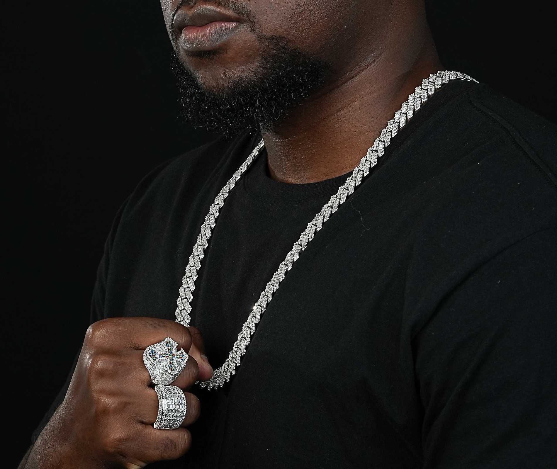 Shining Star Jewelry Silver 14mm Men VVS Moissanite Baguette Cuban Link Chain Shining Star Jewelry Silver 14mm Men VVS Moissanite Baguette Cuban Link Chain