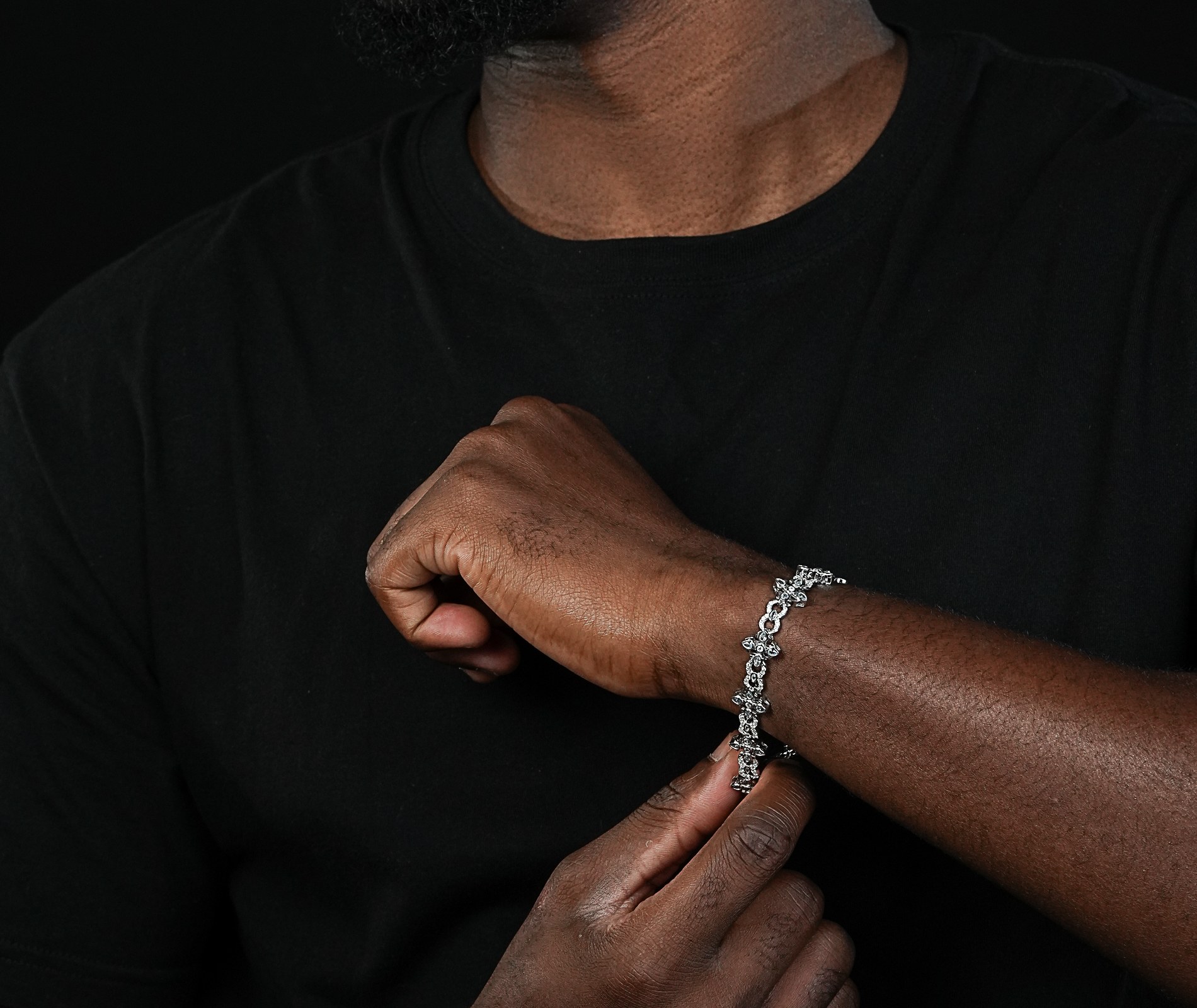 Shining Star Jewelry Hip Hop Moissanite Sapphire Hollow Cross Infinity Bracele