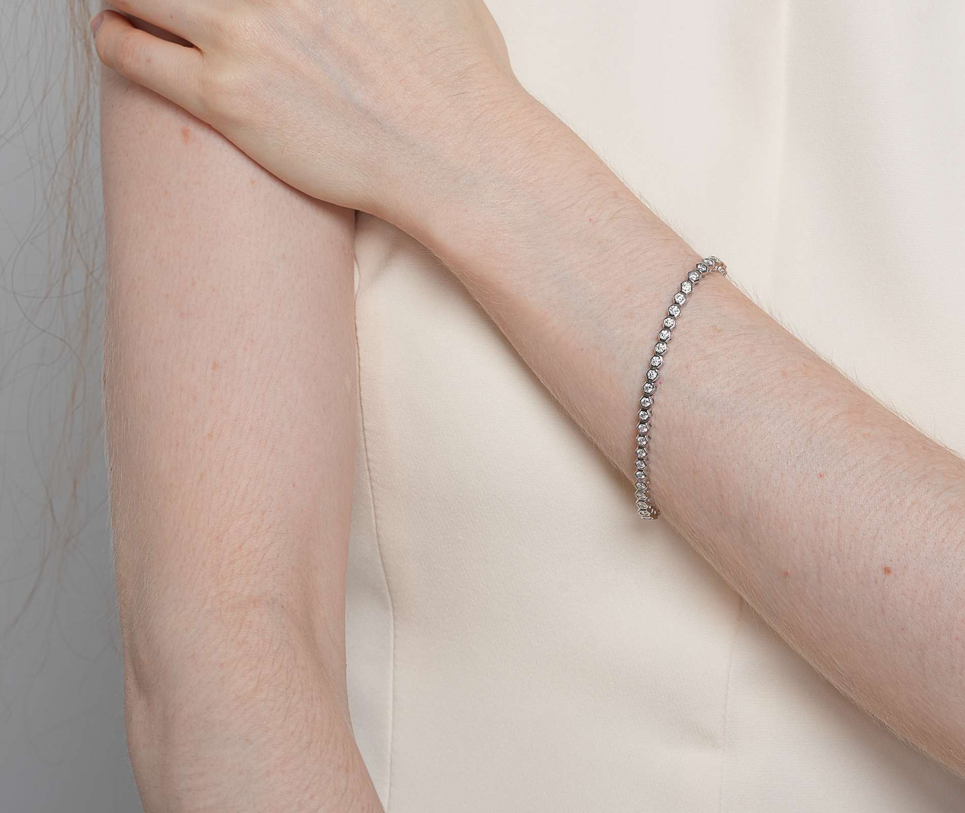 Shining Star Jewelry High Quality Moissanite Bezel Setting Tennis Bracelet Women Shining Star Jewelry High Quality Moissanite Bezel Setting Tennis Bracelet Women