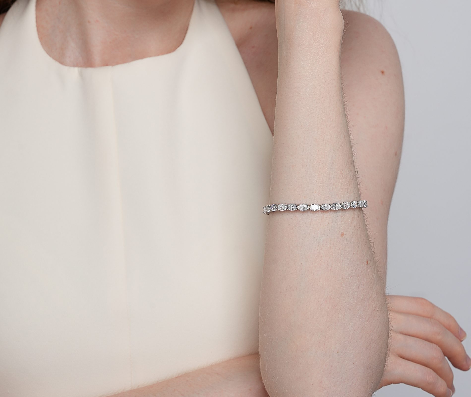 Shining Star Jewelry Women's Cubic Zirconia Oval Cut 925 Silver Tennis Bracelet Shining Star Jewelry Women's Cubic Zirconia Oval Cut 925 Silver Tennis Bracelet