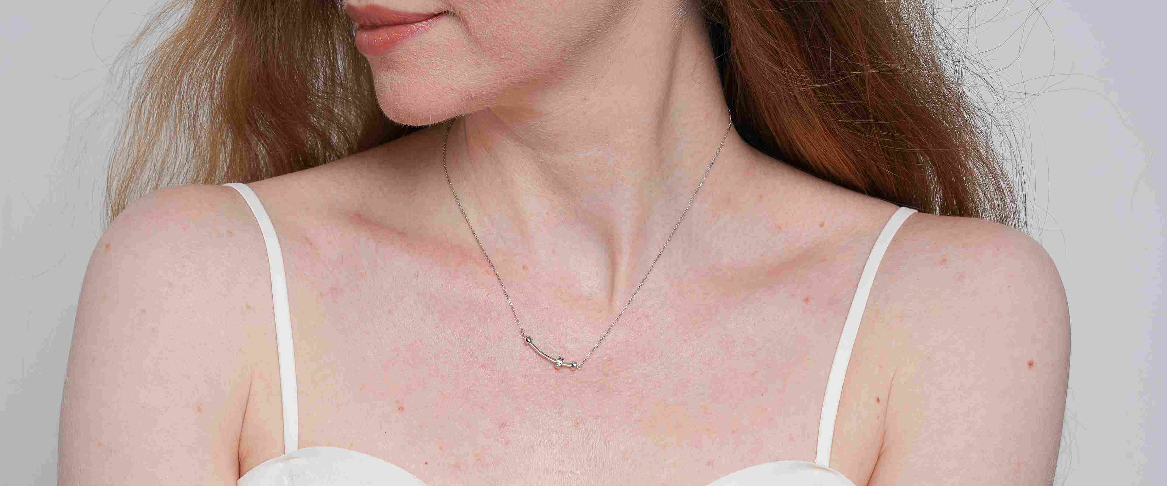 Shining Star Jewelry Women's Cubic Zirconia Sterling Silver Simple Fine Necklace Shining Star Jewelry Women's Cubic Zirconia Sterling Silver Simple Fine Necklace