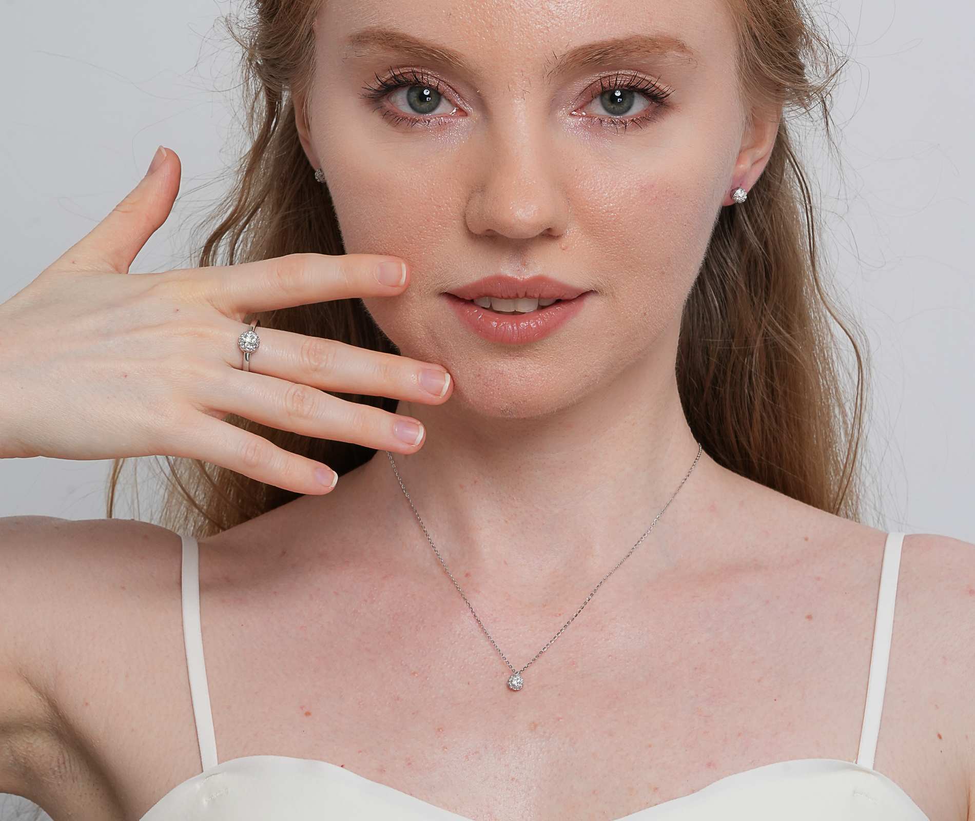 The Best-Selling Hip Hop Jewelry Manufacturer for E-commerce Sellers The Best-Selling Hip Hop Jewelry Manufacturer for E-commerce Sellers