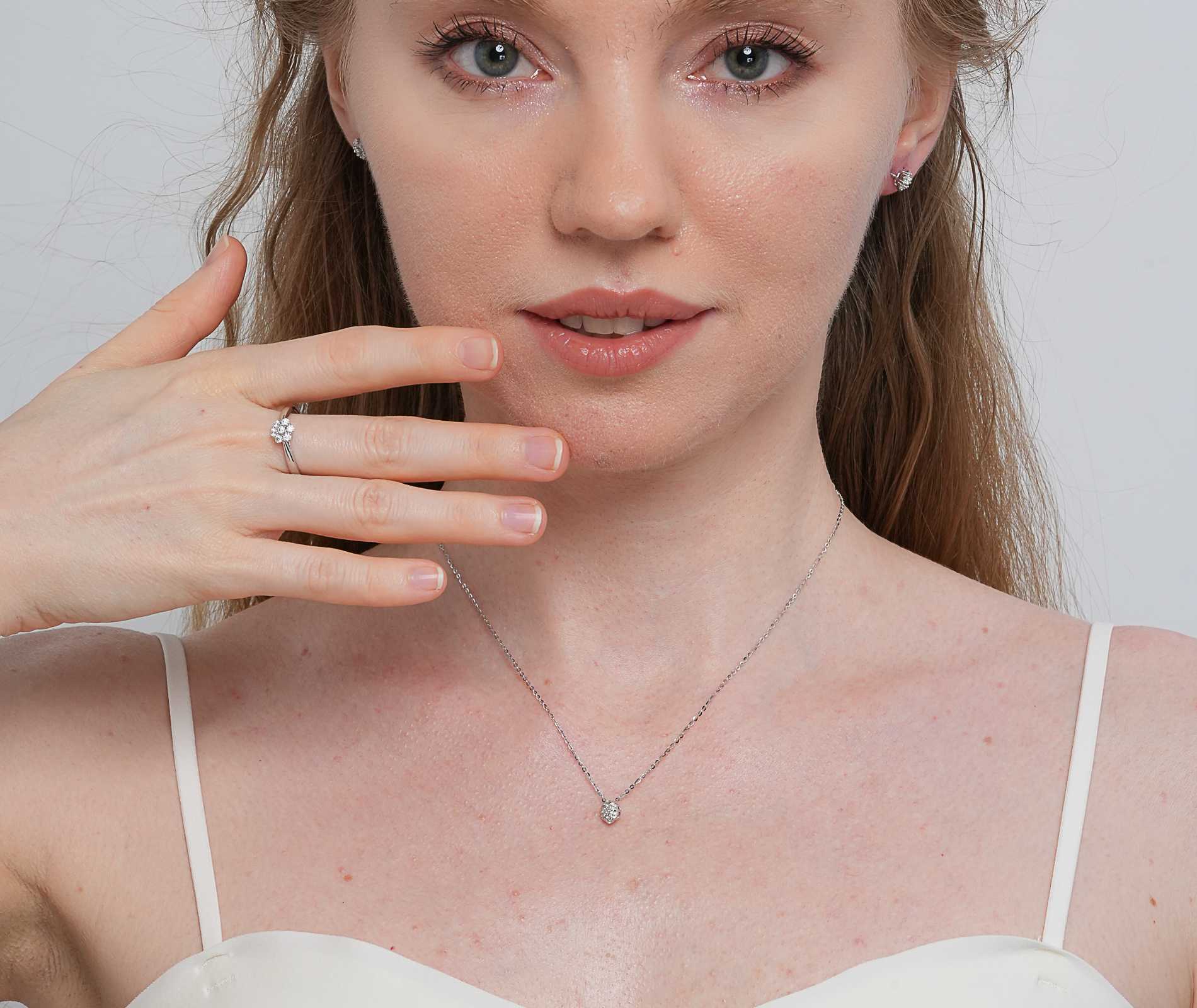 Shining Star Jewelry Cluster Rings Stud Earrings And Necklace Jewelry Set Shining Star Jewelry Cluster Rings Stud Earrings And Necklace Jewelry Set