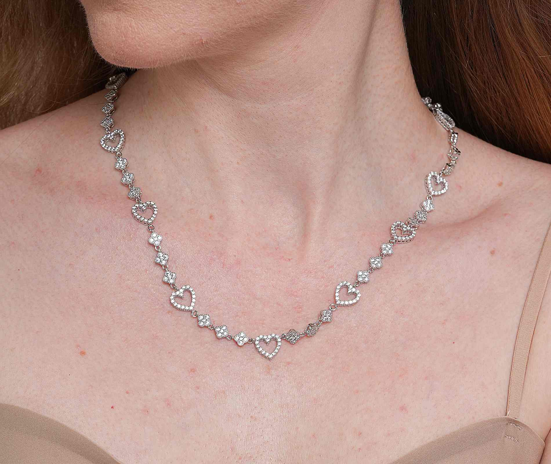 Shining Star Jewelry Women's Fine Moissanite Heart Four Leaf Clover Necklace Shining Star Jewelry Women's Fine Moissanite Heart Four Leaf Clover Necklace