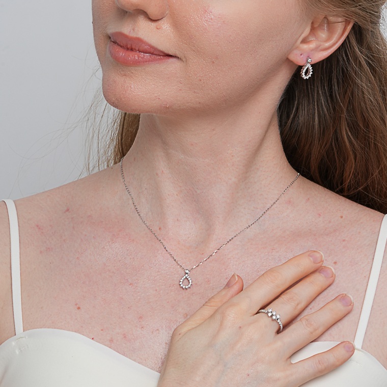 The Best-Selling Hip Hop Jewelry Manufacturer for E-commerce Sellers The Best-Selling Hip Hop Jewelry Manufacturer for E-commerce Sellers